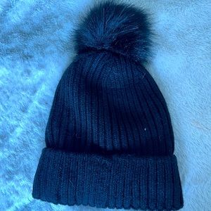 Steve Madden Fur lined beanie!